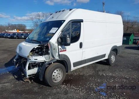2018 Ram Promaster 1500 High Roof 136 Wb z USA, uszkodzony, nr VIN 3C6TRVBG4JE158030